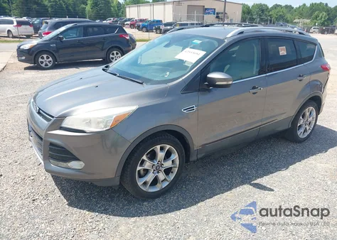 2014 Ford Escape Titanium z USA, uszkodzony, nr VIN 1FMCU0JX3EUA26519